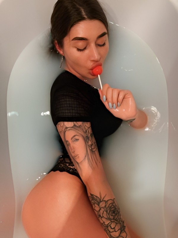 Наталья привлекательная девушка из Мангуша цена от 10000 руб