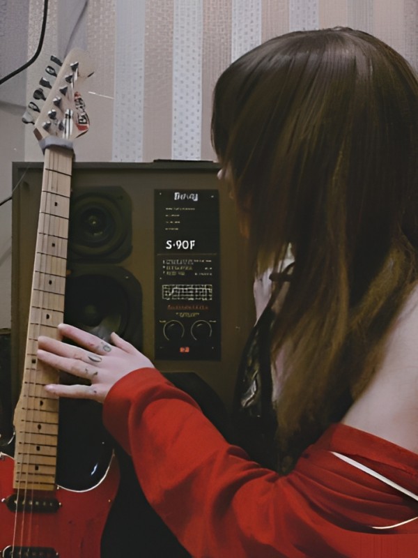 Софа привлекательная девушка из Мангуша цена от 1500 руб