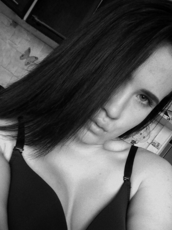 Окси привлекательная девушка из Мангуша цена от 3500 руб