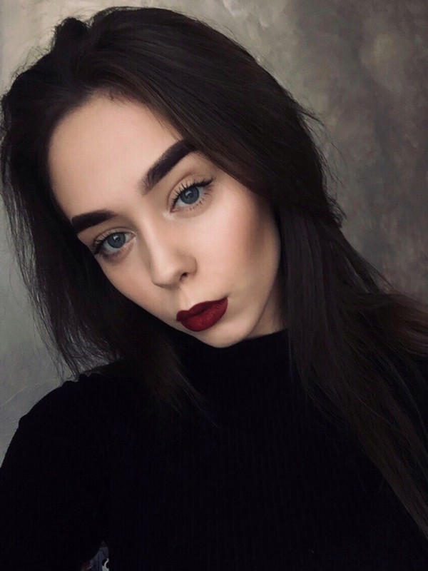 Алисия привлекательная девушка из Мангуша цена от 3500 руб